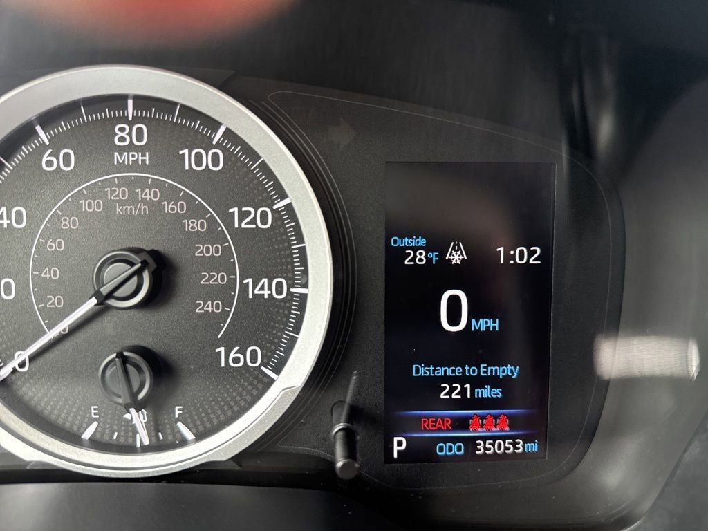 Used 2022 Toyota Corolla LE image 34