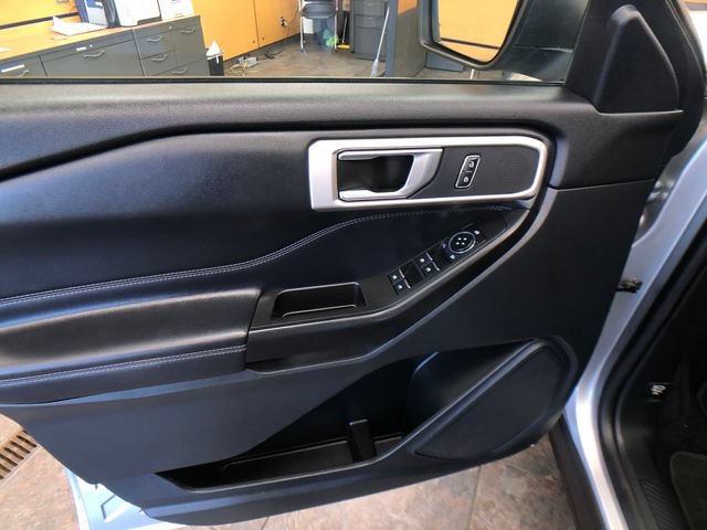 Certified 2020 Ford Explorer XLT w/ Equipment Group 202A AWD/4WD image 12