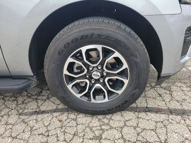 Certified 2024 Ford Expedition XLT AWD/4WD image 6