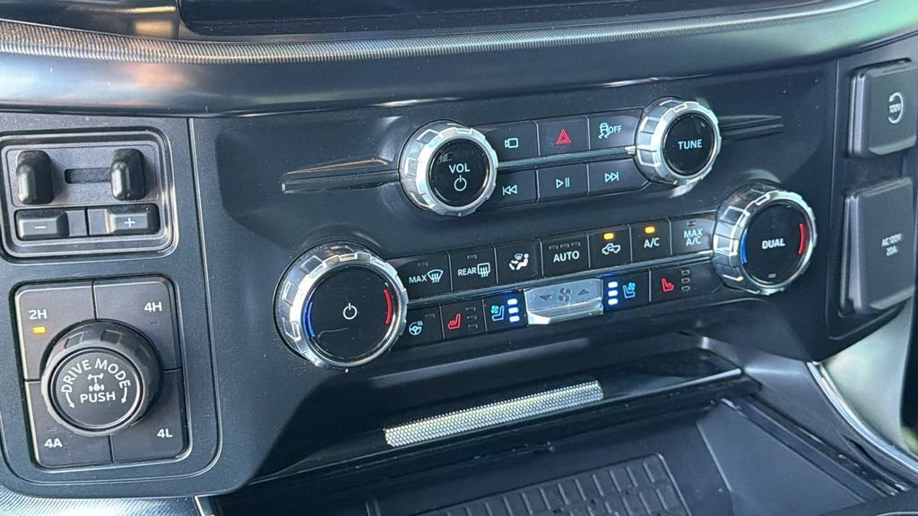 Certified 2025 Ford F150 Platinum w/ Equipment Group 702A High AWD/4WD image 14
