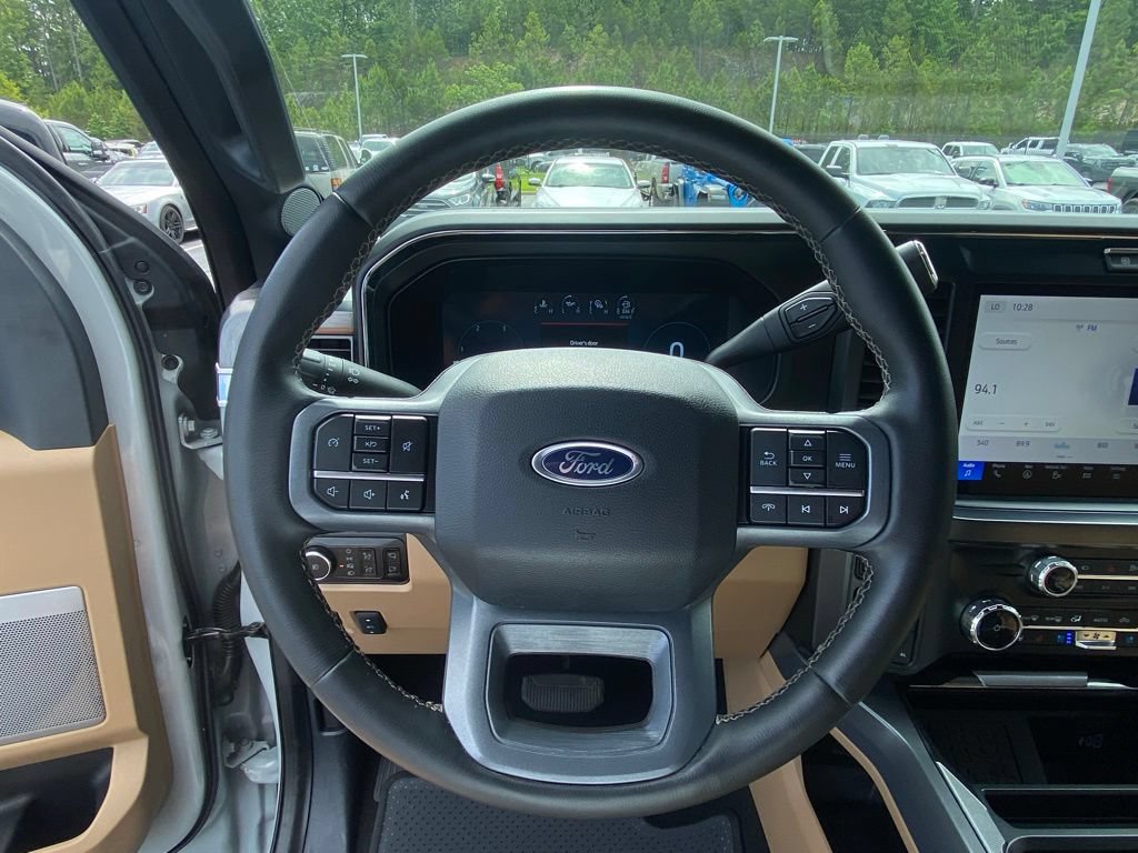 Certified 2025 Ford F350 Lariat w/ Black Appearance Package AWD/4WD image 13