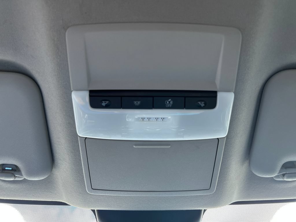 Used 2025 Nissan Sentra SR FWD image 18