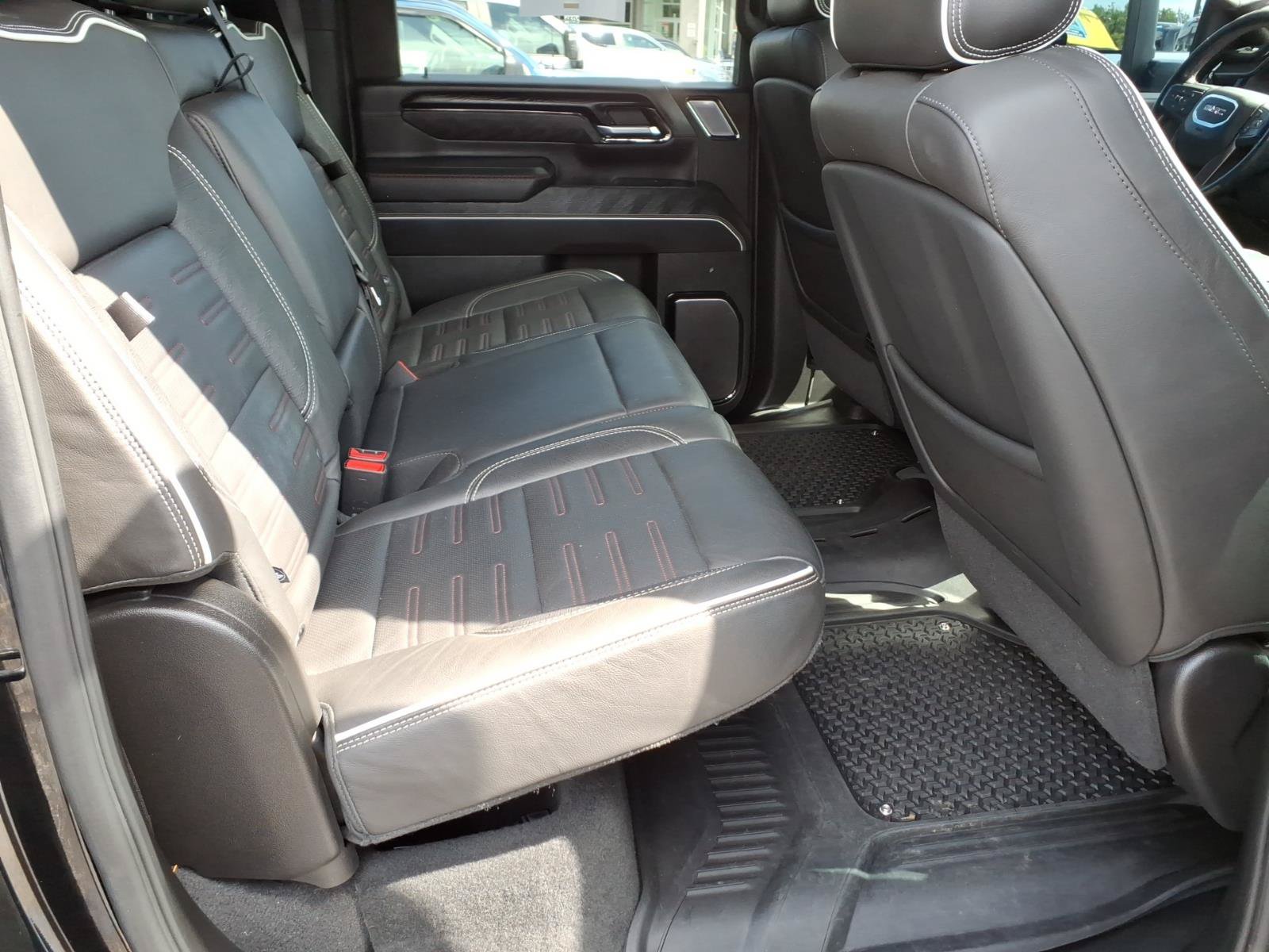 Used 2024 GMC Sierra 2500 AT4X AWD/4WD image 31