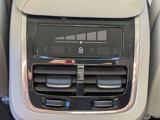 Used 2020 Volvo V60 T5 Inscription FWD image 14