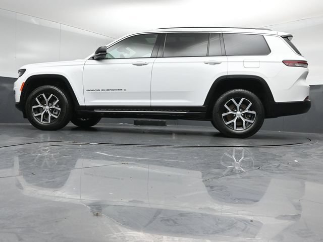 Used 2025 Jeep Grand Cherokee L Limited w/ Luxury Tech Group II AWD/4WD image 42