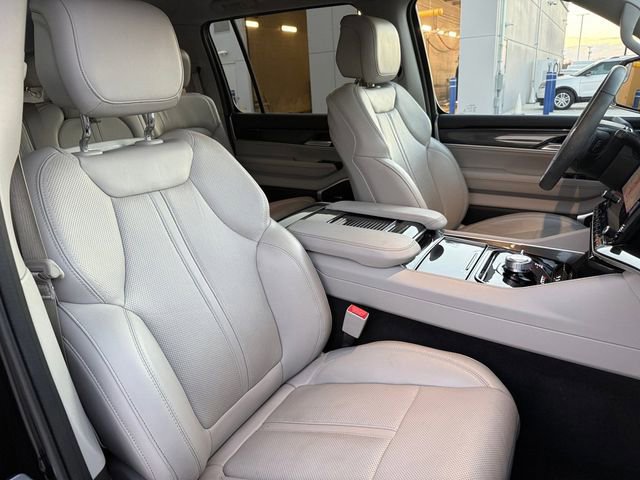 Used 2022 Jeep Wagoneer Series I image 18