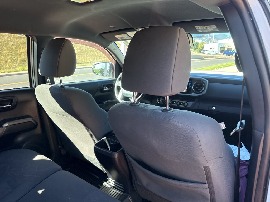 Used 2019 Toyota Tacoma TRD Off-Road AWD/4WD image 26