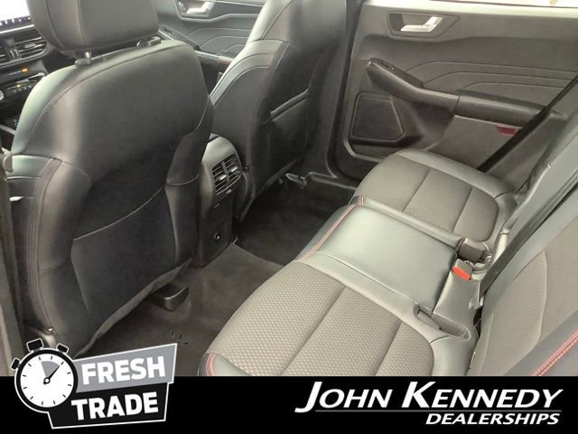 Certified 2023 Ford Escape ST-Line w/ Tech Pack #1 AWD/4WD image 31