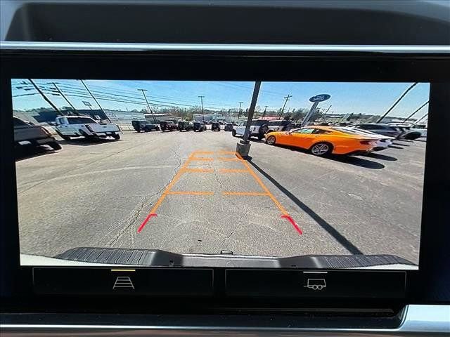 Used 2025 Chevrolet Silverado 2500 LT w/ Convenience Package image 23