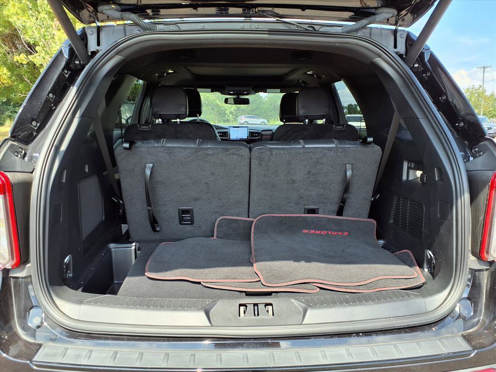 Certified 2023 Ford Explorer ST-Line w/ Class IV Trailer Tow Package image 23