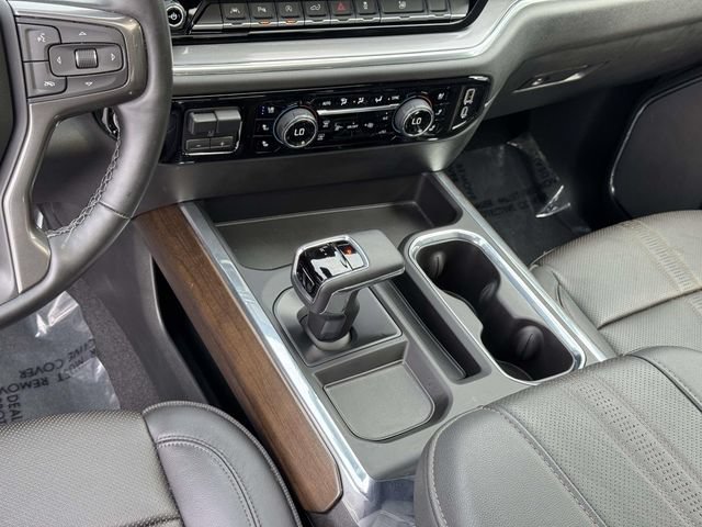 Used 2024 Chevrolet Silverado 1500 High Country w/ High Country Premium Package AWD/4WD image 23