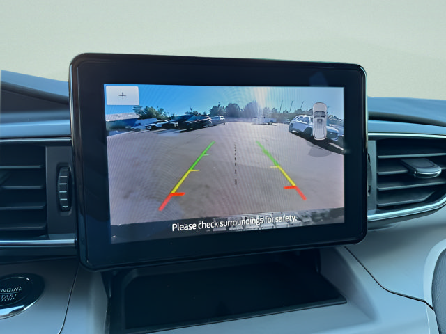 Certified 2023 Ford Explorer XLT w/ Equipment Group 202A AWD/4WD image 11