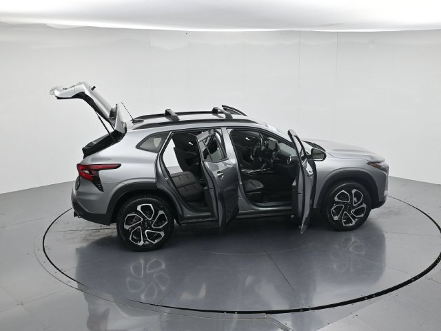 Used 2025 Chevrolet Trax RS w/ Driver Confidence Package FWD image 41