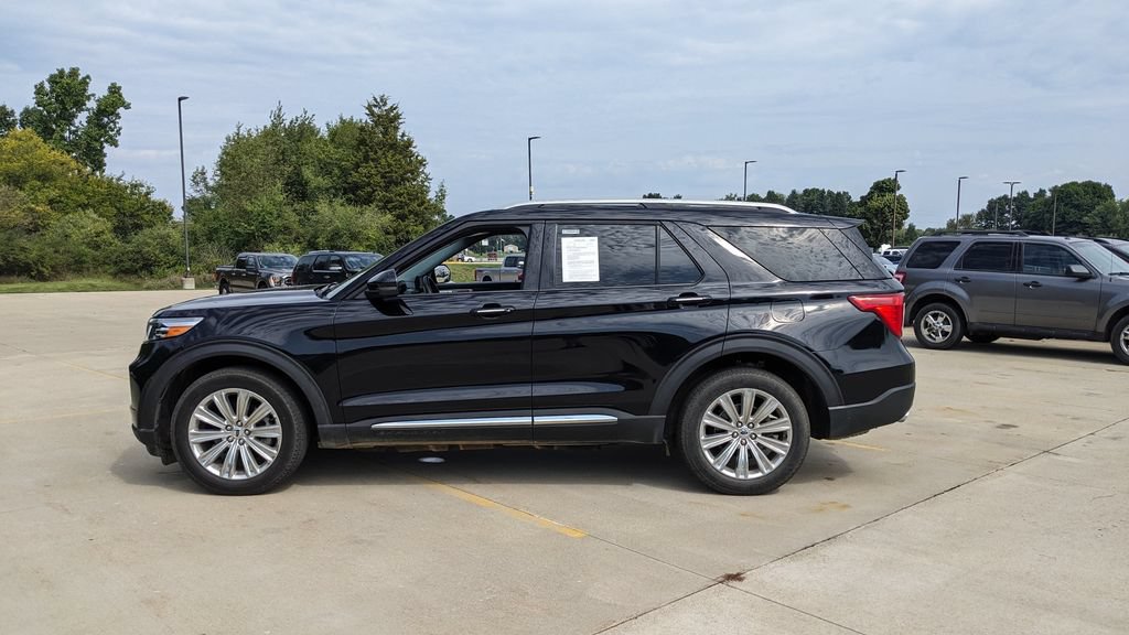 Certified 2024 Ford Explorer Limited w/ Limited Technology Package AWD/4WD image 6