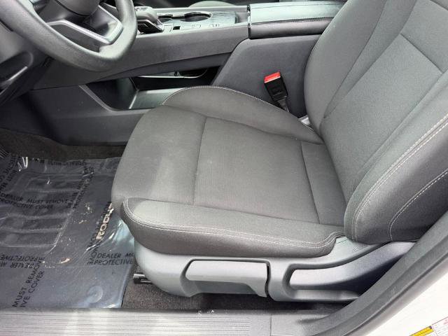 Used 2024 Nissan Rogue S FWD image 19