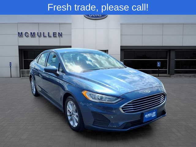 Certified 2019 Ford Fusion SE FWD image 3