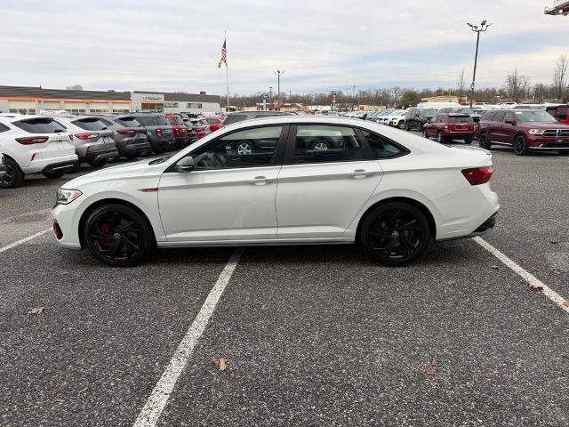 Used 2023 Volkswagen Jetta GLI Autobahn image 2