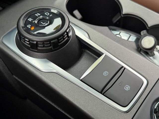 Certified 2025 Ford Bronco Sport Outer Banks w/ Outer Banks Tech Package+ AWD/4WD image 23