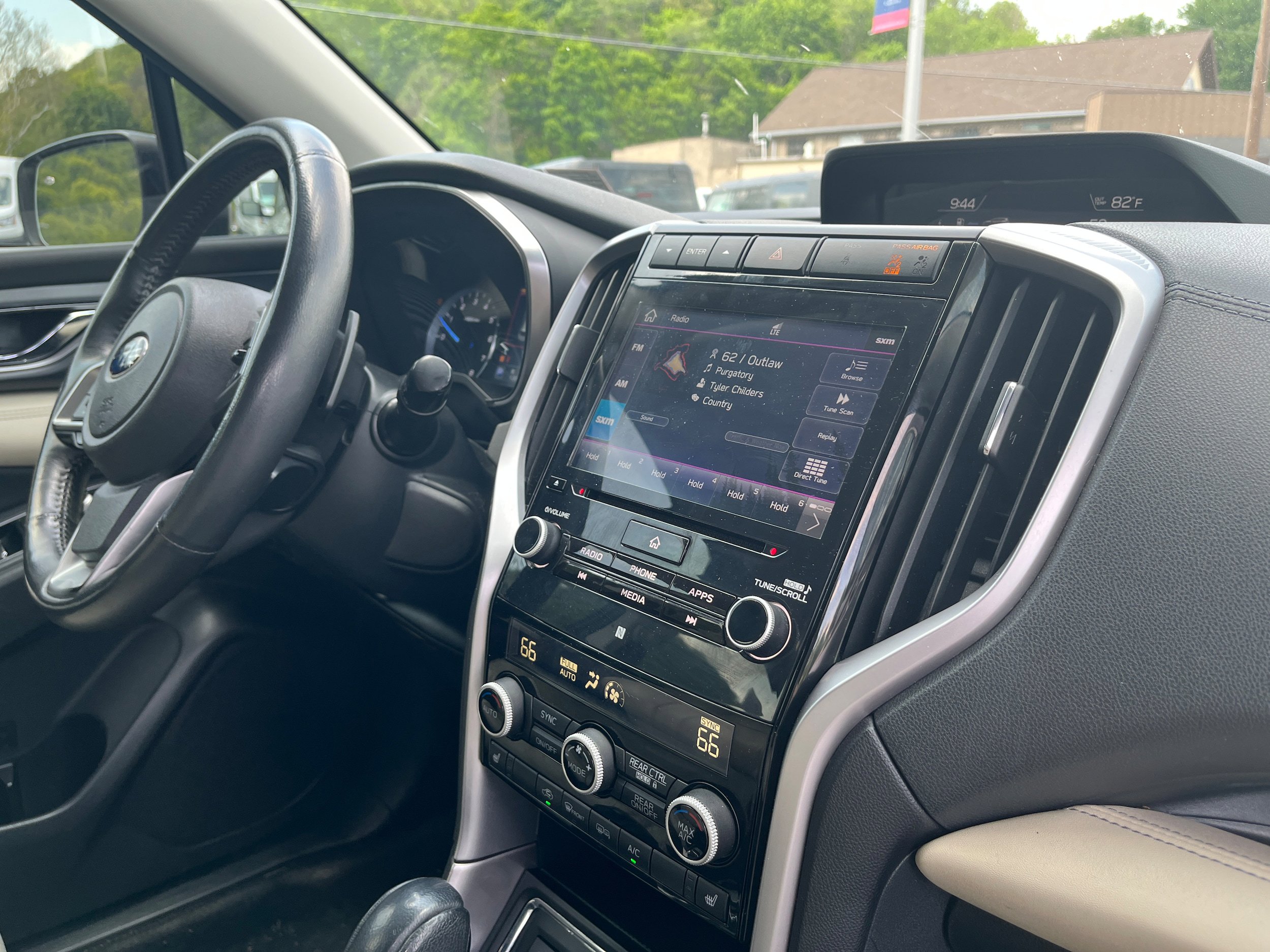 Used 2019 Subaru Ascent Limited AWD/4WD image 16
