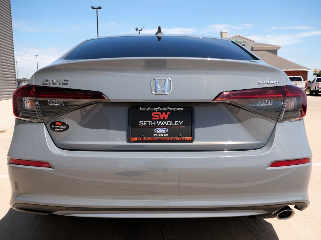 Used 2025 Honda Civic Sport image 5