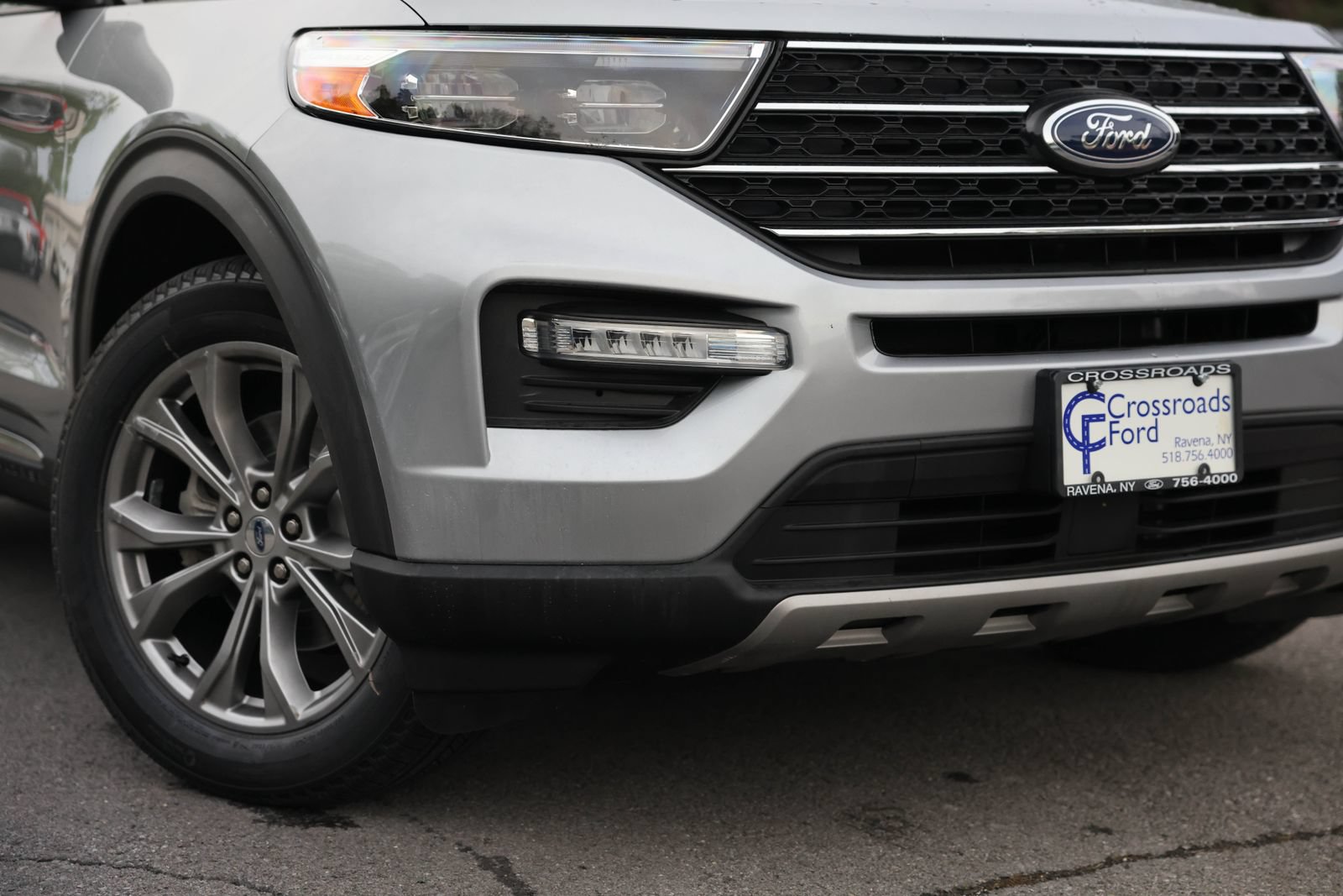 Certified 2023 Ford Explorer XLT w/ Equipment Group 202A AWD/4WD image 35