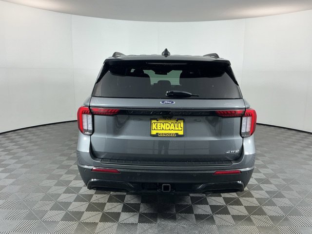 Certified 2025 Ford Explorer ST-Line w/ ST-Line Street Pack AWD/4WD image 6