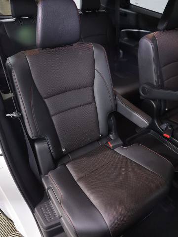 Used 2021 Honda Pilot Black Edition image 10