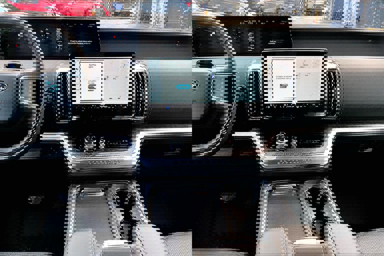 Certified 2025 Ford Expedition Platinum w/ Stealth Appearance Package image 10