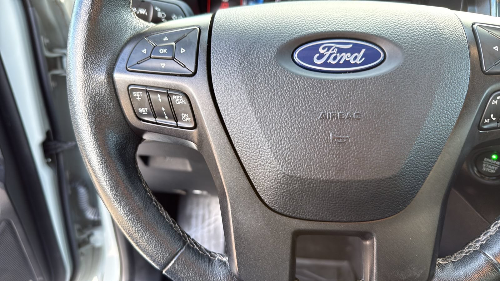 Certified 2022 Ford Ranger Lariat w/ Tremor Off-Road Package AWD/4WD image 16
