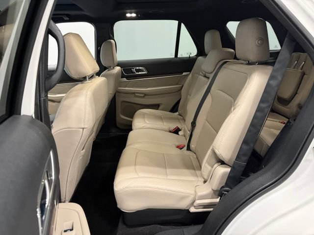 Certified 2018 Ford Explorer Limited w/ Equipment Group 301A FWD image 38