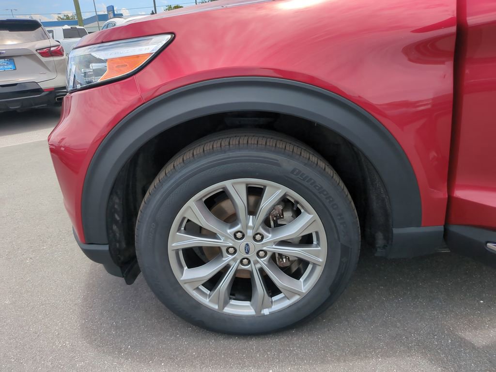 Certified 2023 Ford Explorer Limited w/ Equipment Group 301A AWD/4WD image 40