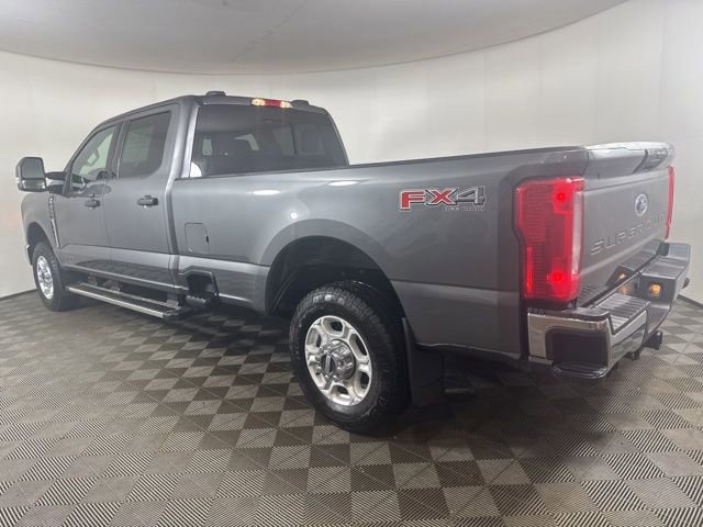 Certified 2025 Ford F350 XLT image 3