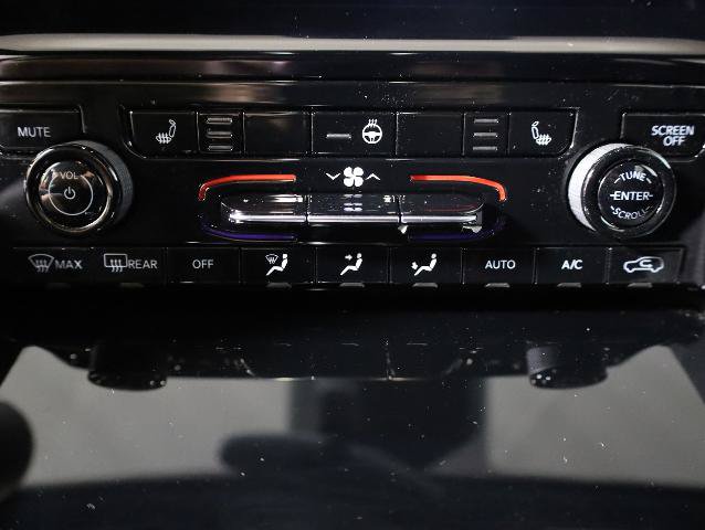 Used 2024 Jeep Grand Cherokee Limited AWD/4WD image 17