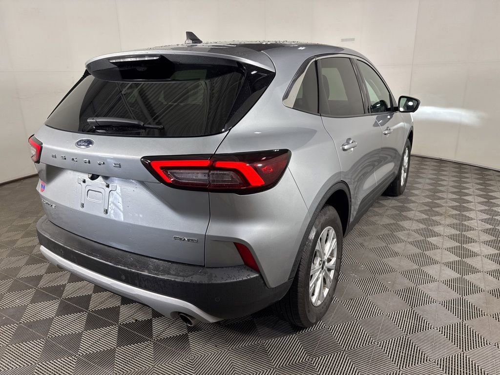 Certified 2023 Ford Escape Active w/ Tech Pack #2 image 5