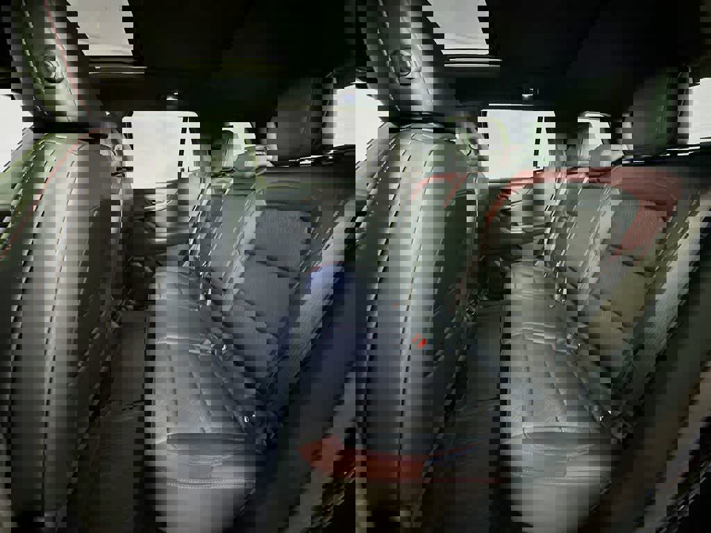 Used 2025 Chevrolet Equinox RS w/ Safety and Technology Package image 16