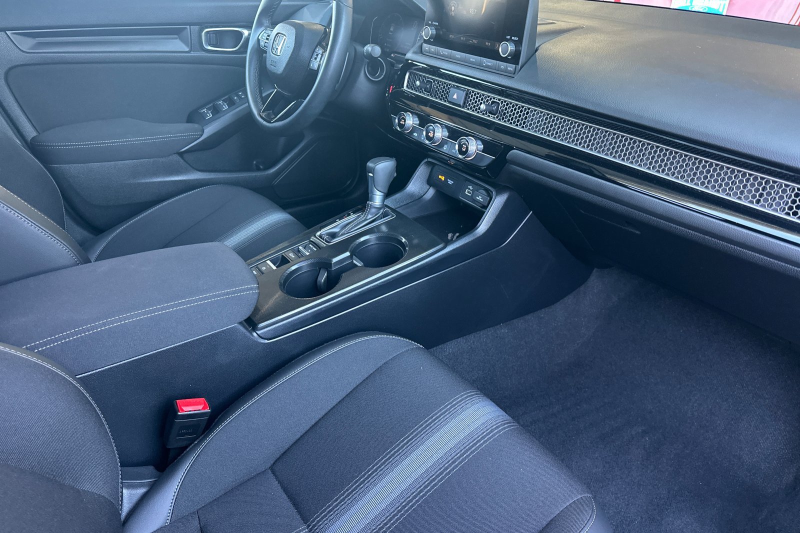 Used 2024 Honda Civic Sport image 14