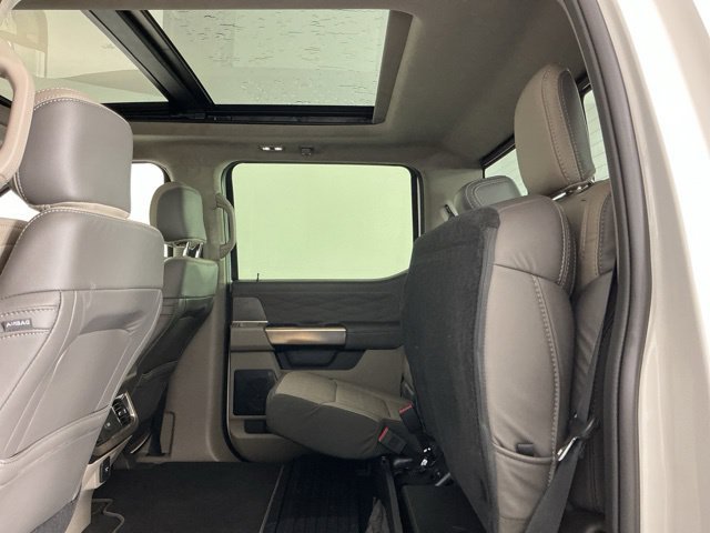 Certified 2026 Ford F450 Platinum w/ Platinum Plus Package AWD/4WD image 32