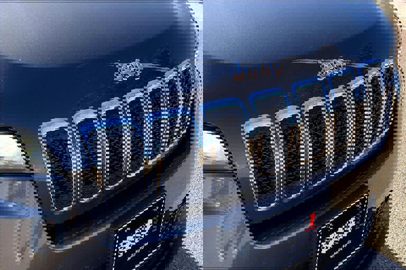 Used 2022 Jeep Cherokee Latitude Lux w/ Mopar Interior Package image 29