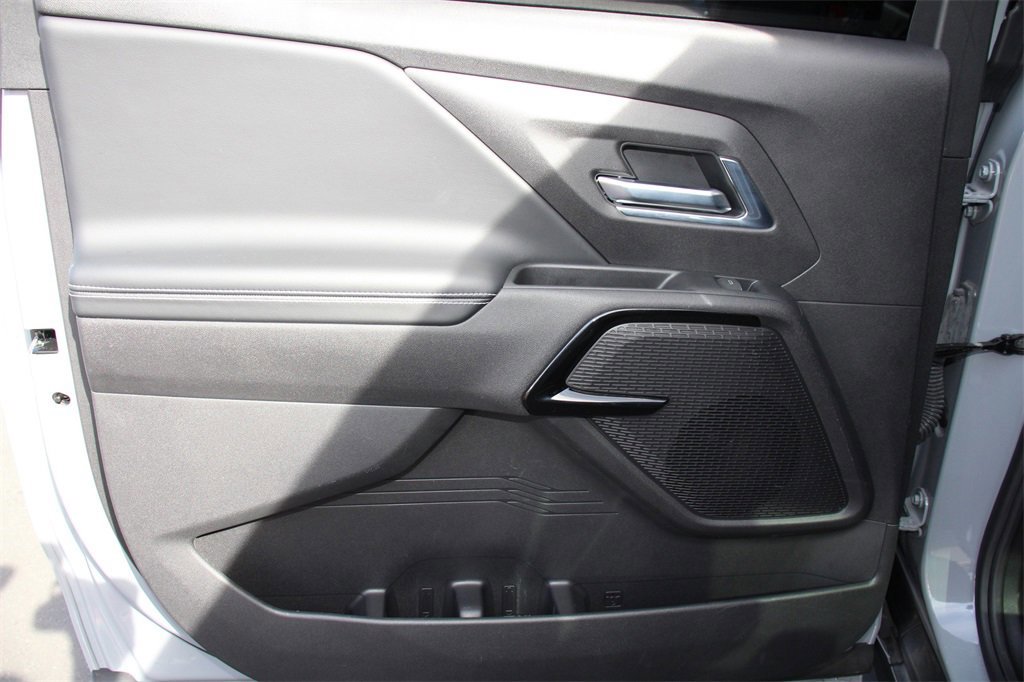 Used 2025 Chevrolet Silverado EV LT image 18