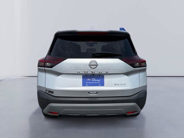 Used 2023 Nissan Rogue SV AWD/4WD image 4