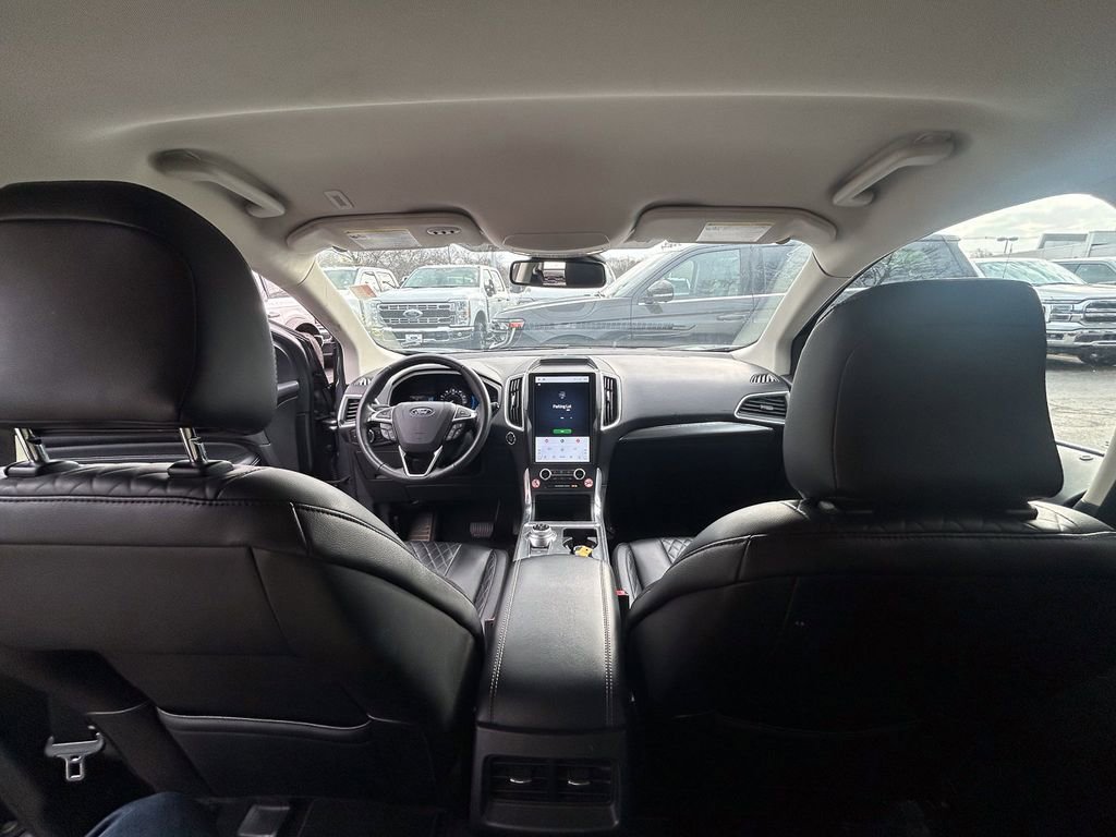 Certified 2024 Ford Edge Titanium AWD/4WD image 24