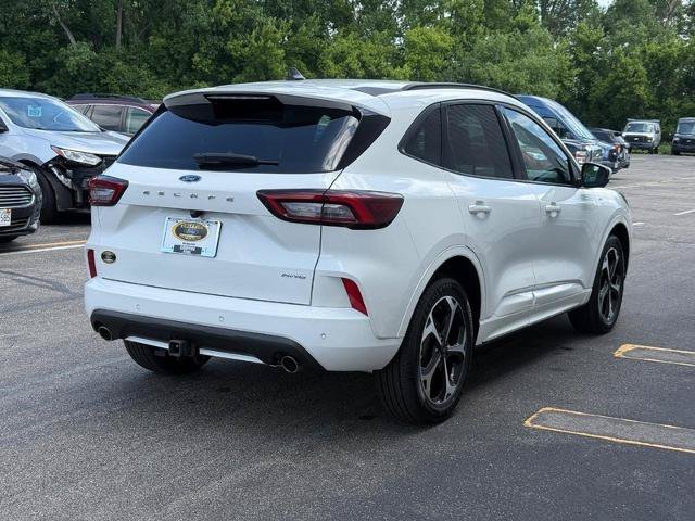 Certified 2023 Ford Escape ST-Line Select w/ Tech Pack #2 AWD/4WD image 7