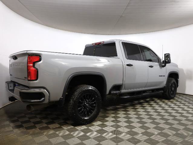 Used 2024 Chevrolet Silverado 3500 LTZ w/ LTZ Plus Package image 4