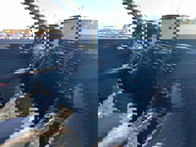 Certified 2023 Ford Escape ST-Line image 33