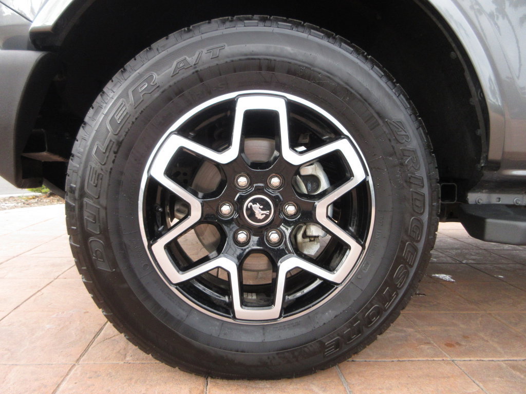 Certified 2024 Ford Bronco Outer Banks AWD/4WD image 9
