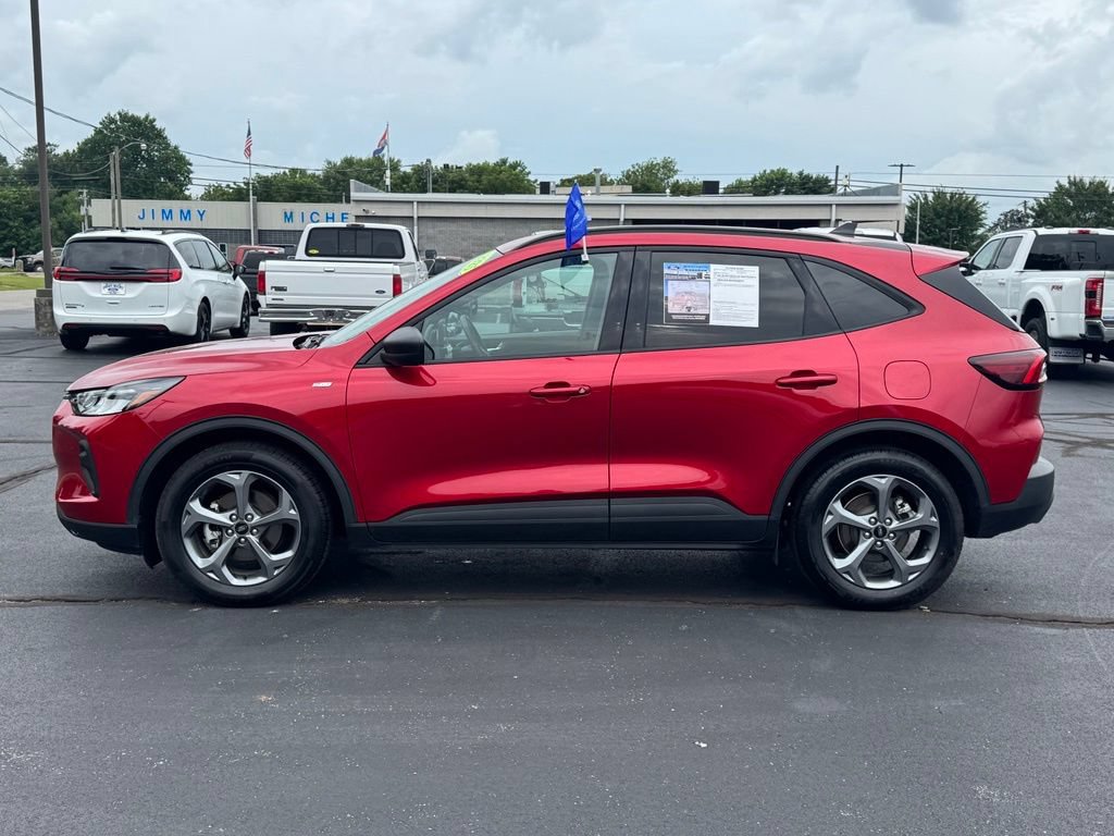 Certified 2025 Ford Escape ST-Line FWD image 28