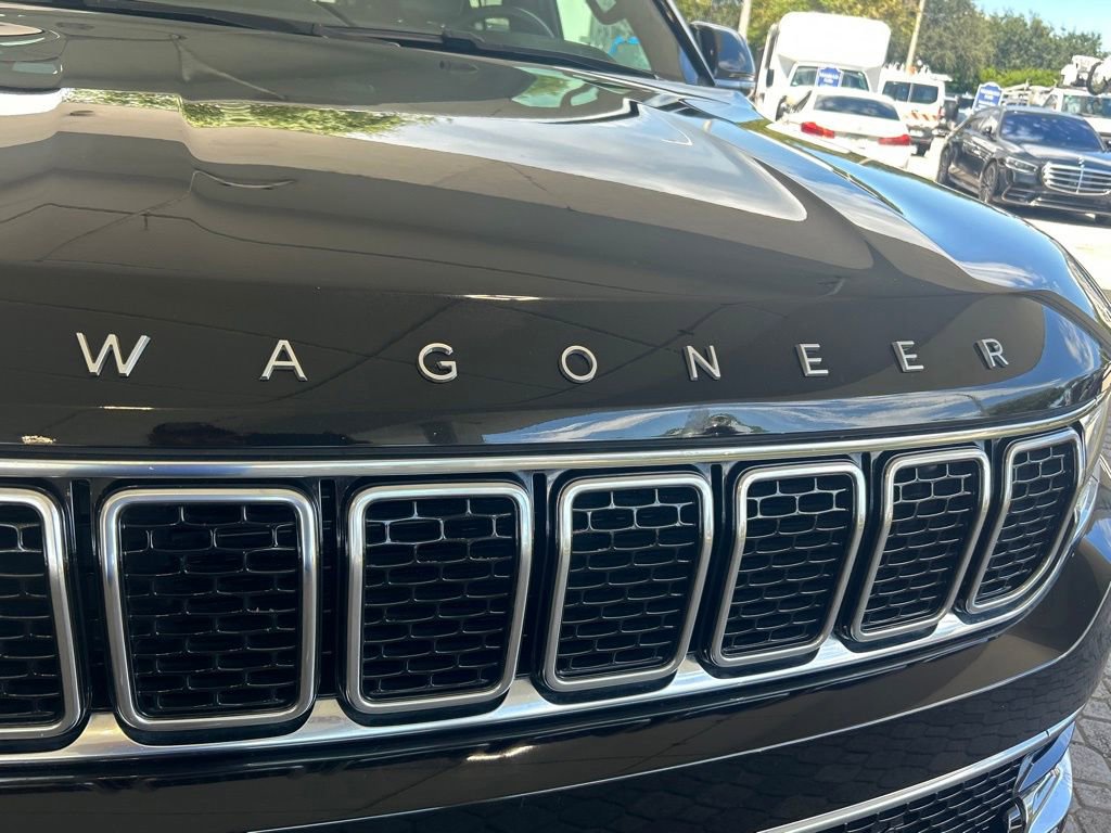 Used 2024 Jeep Wagoneer L Series II w/ Flexible Seating Group AWD/4WD image 19