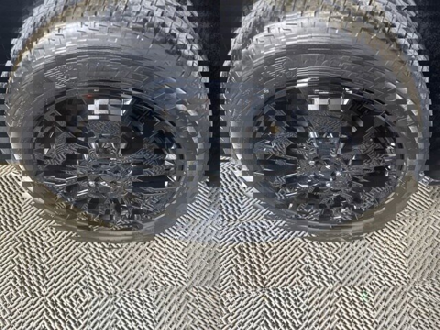 Used 2022 Kia Telluride EX w/ EX Premium Package image 8