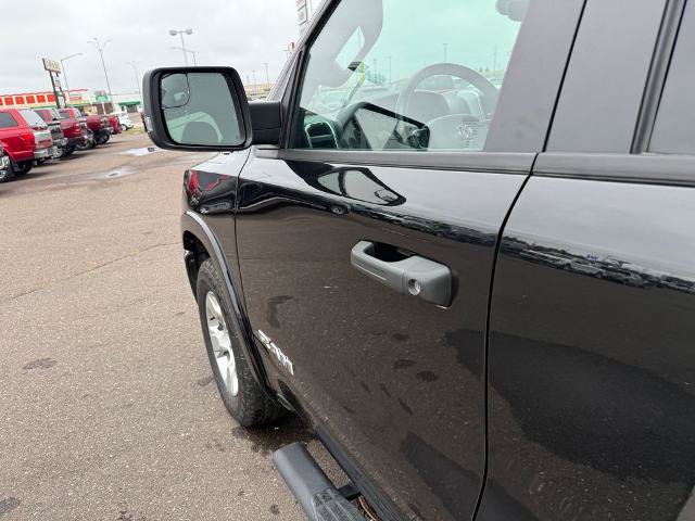 Used 2025 RAM 1500 Big Horn AWD/4WD image 28