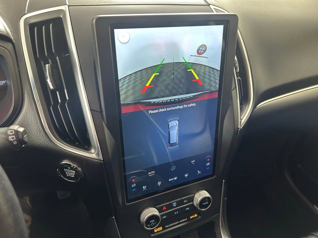 Certified 2024 Ford Edge Titanium AWD/4WD image 5